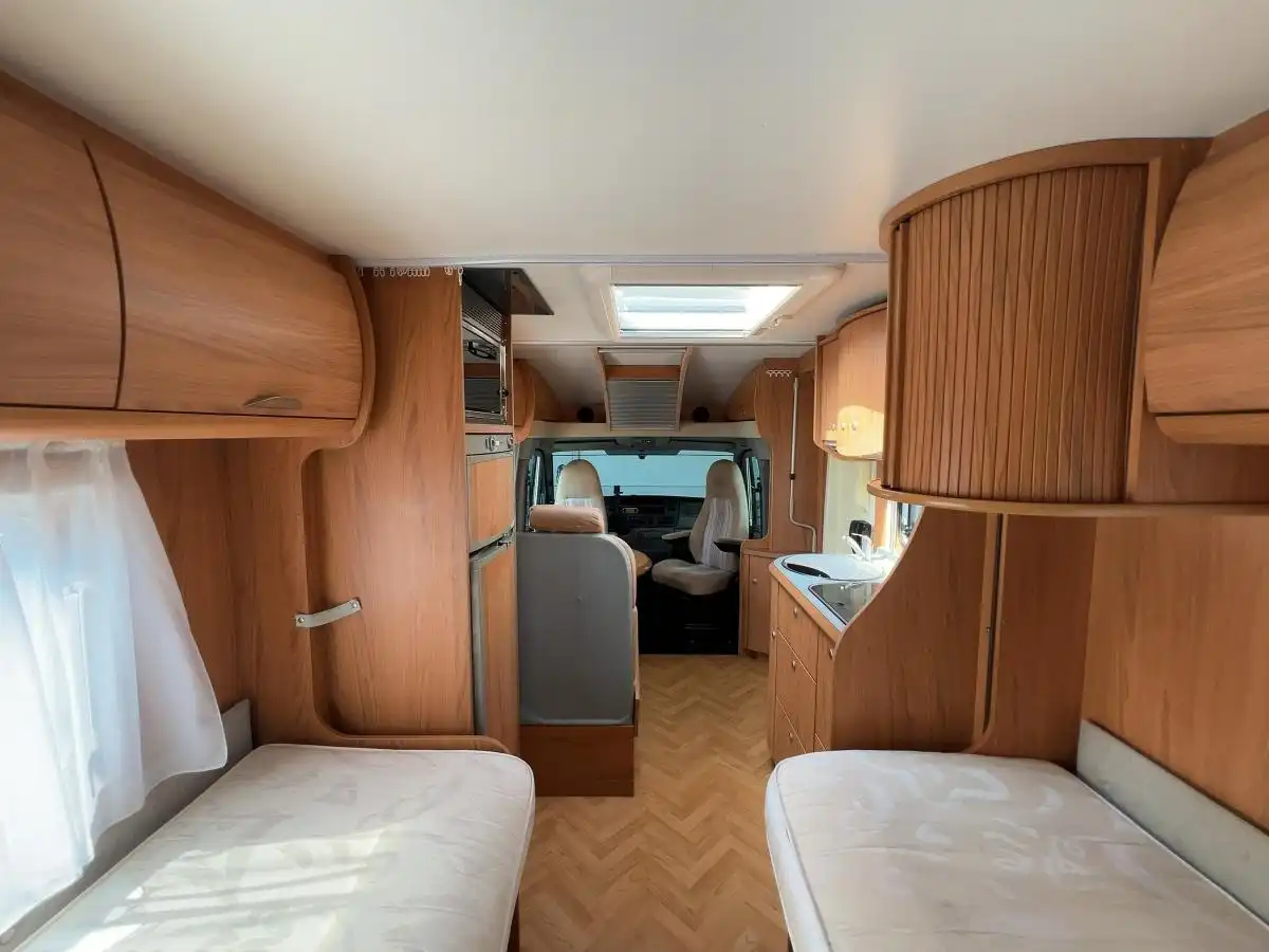 BUERSTNER Delfin Performance T 700 - Ansicht 9